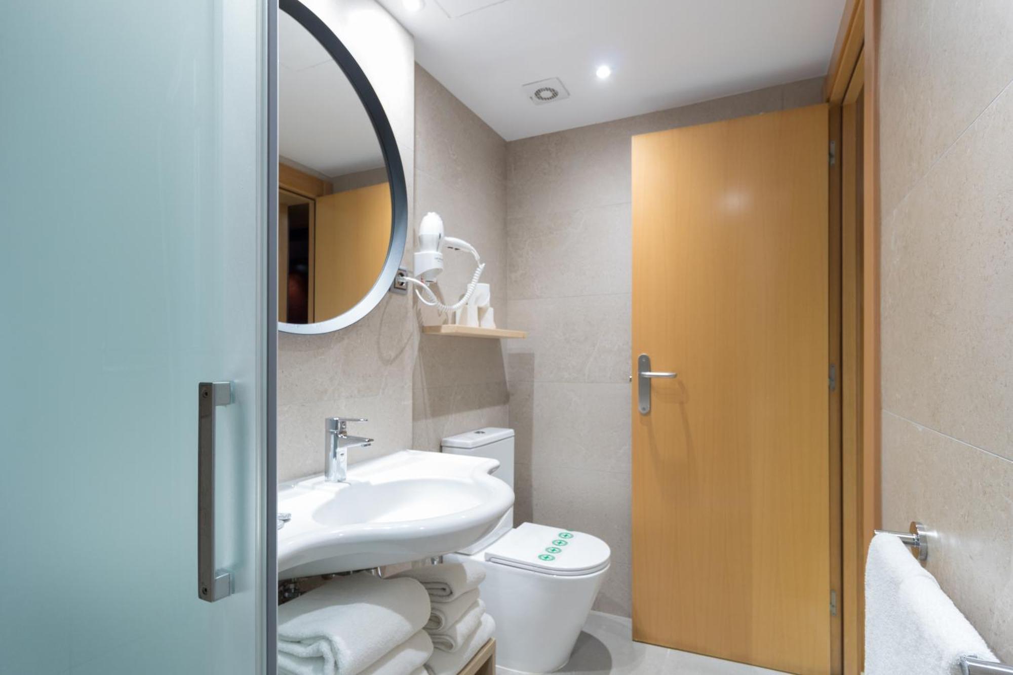 קסטלדפלס Apartamentos Royal Marina Gardens מראה חיצוני תמונה
