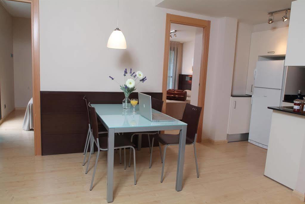 קסטלדפלס Apartamentos Royal Marina Gardens מראה חיצוני תמונה