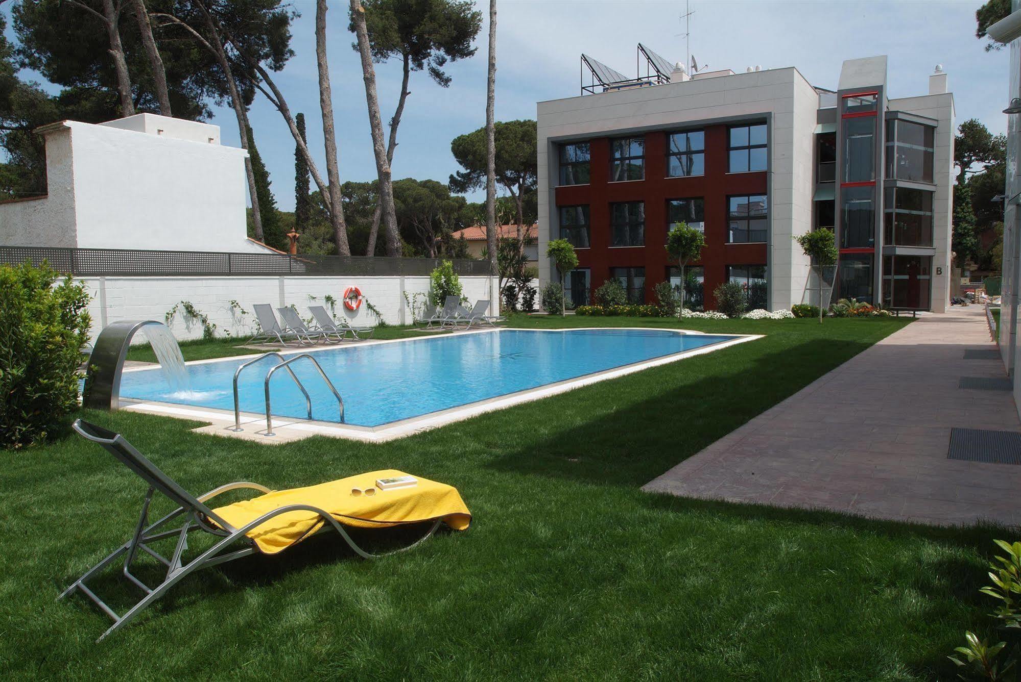 קסטלדפלס Apartamentos Royal Marina Gardens מראה חיצוני תמונה