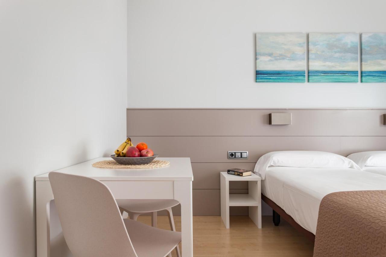 קסטלדפלס Apartamentos Royal Marina Gardens מראה חיצוני תמונה